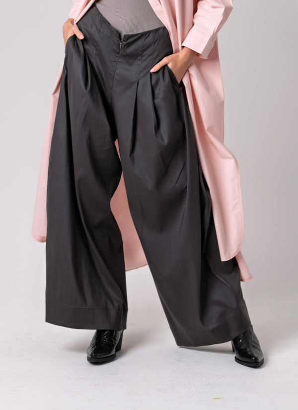 Trousers T677