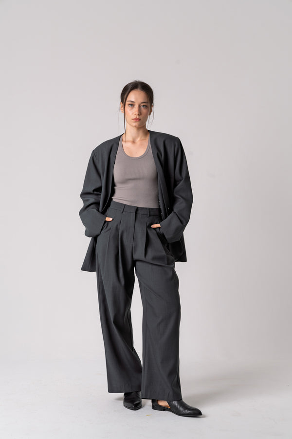 Suit S895