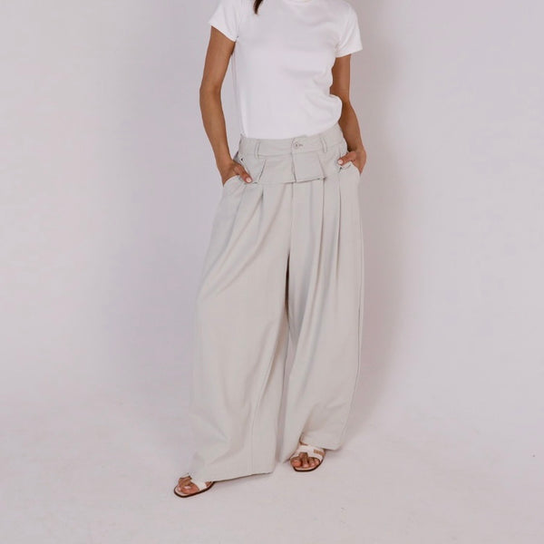 Trousers T552